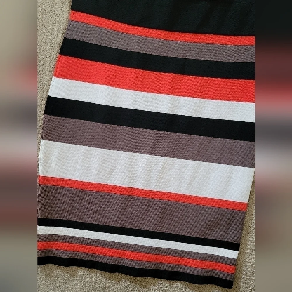 Karen Millen Multi Colored Striped Drape/ Cowl Neck Top Sheath Midi Dress - Picture 7 of 10
